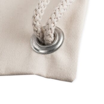 mocowanie sznurka w workoplecaku 